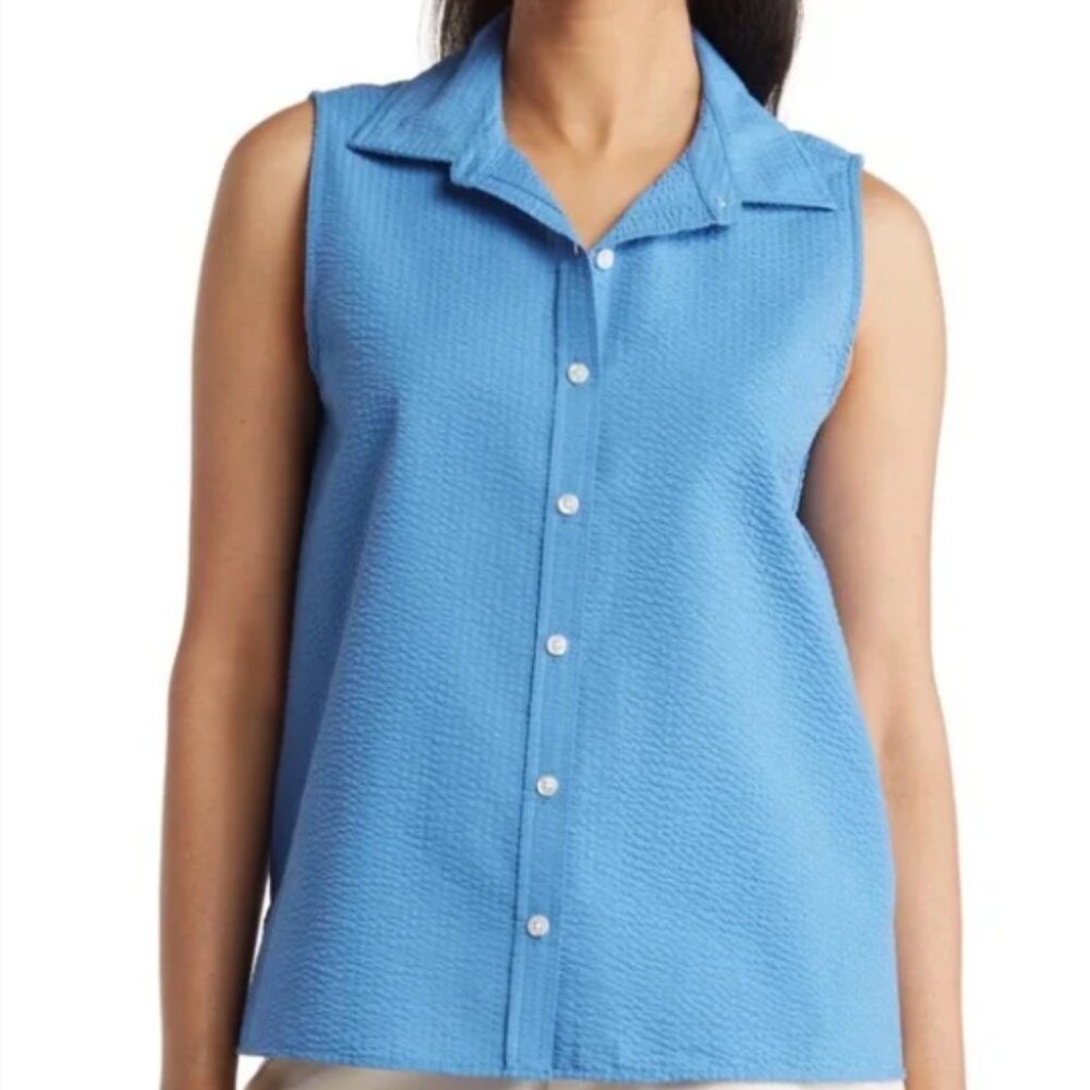 NWOT Casa Cabana Waffled Sleeveless Button Up Blue Large